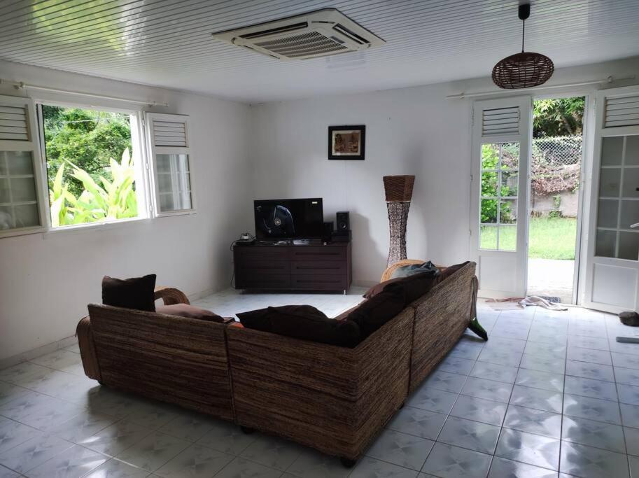 Le Marin Villa Familiale Avec Piscine מראה חיצוני תמונה