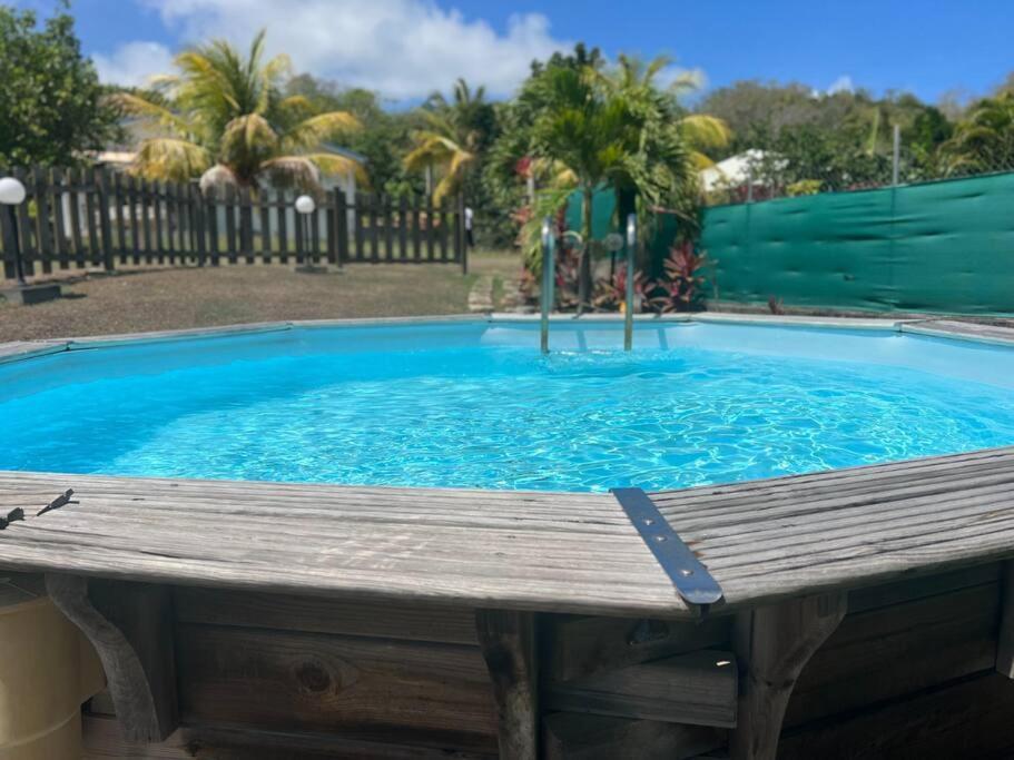 Le Marin Villa Familiale Avec Piscine מראה חיצוני תמונה
